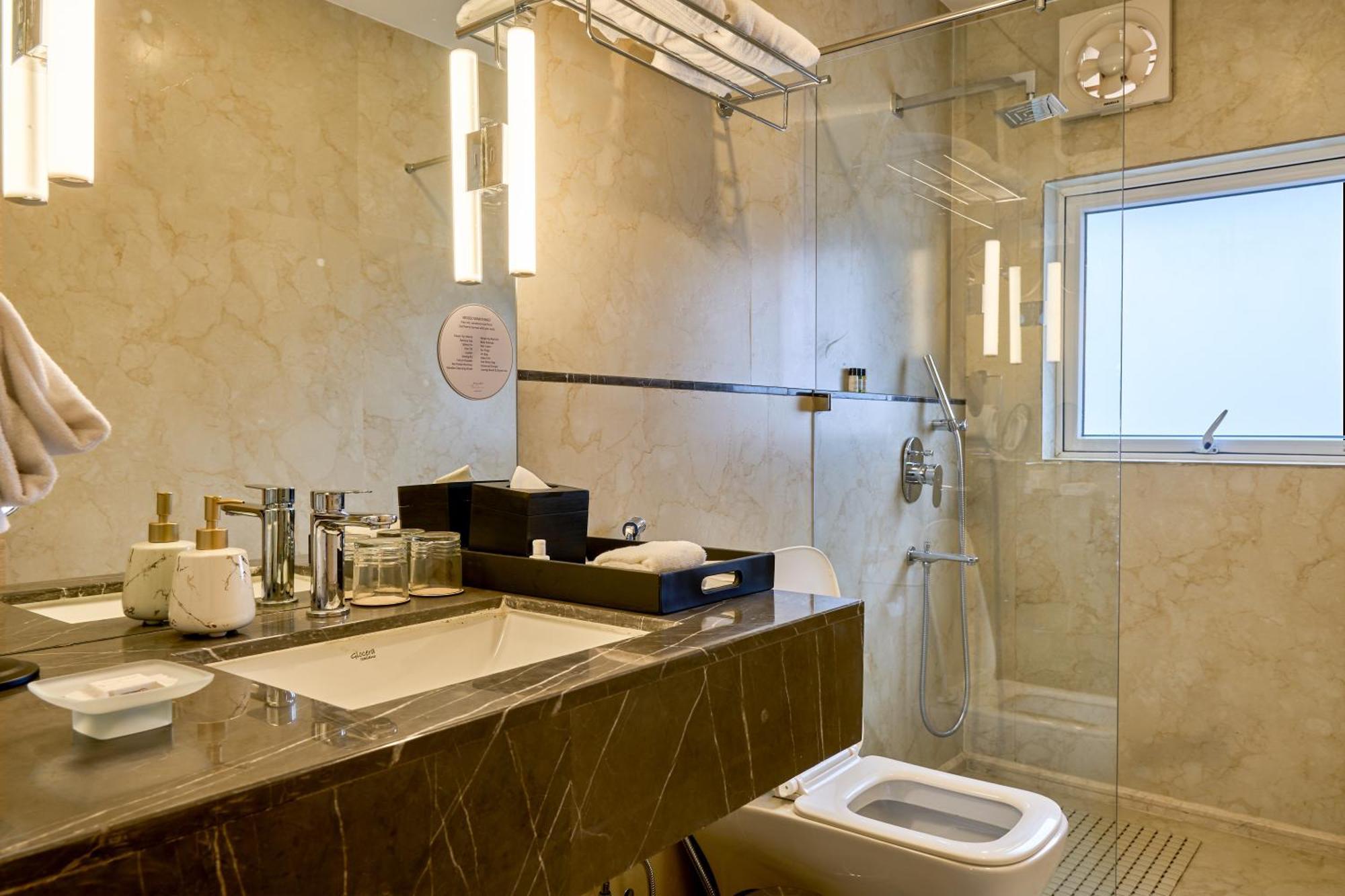 Shulem Boutique Hotel Dimāpur Екстериор снимка