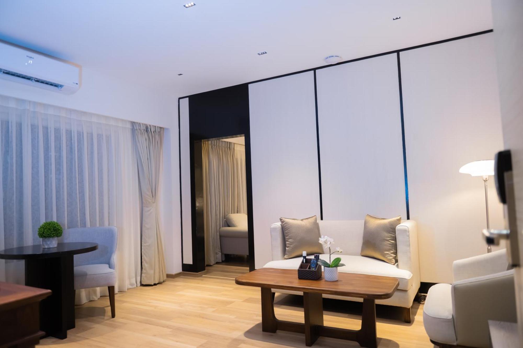 Shulem Boutique Hotel Dimāpur Екстериор снимка